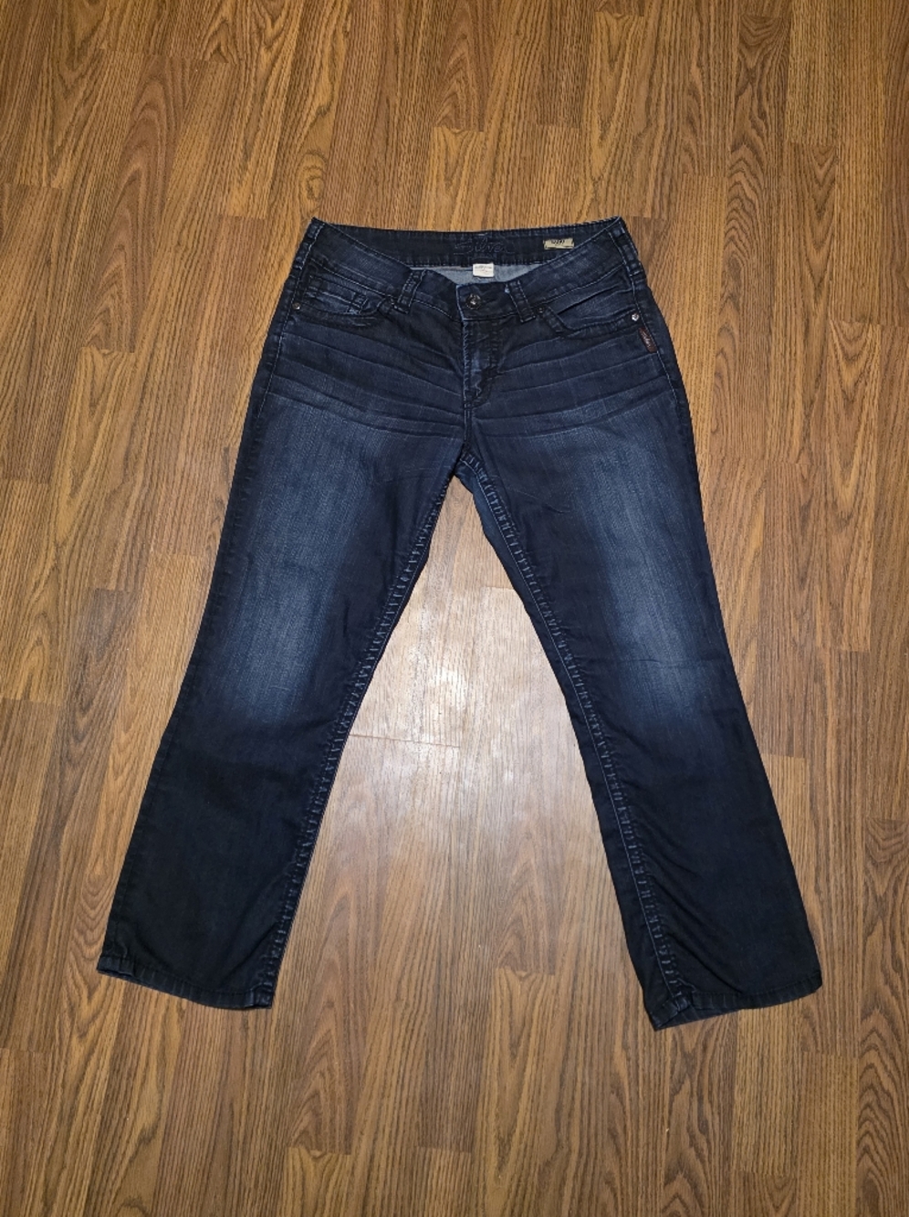 Womens Silver Jeans Suki Capri Dark Blue Wash W29 Stretch Denim Capri Pants F22